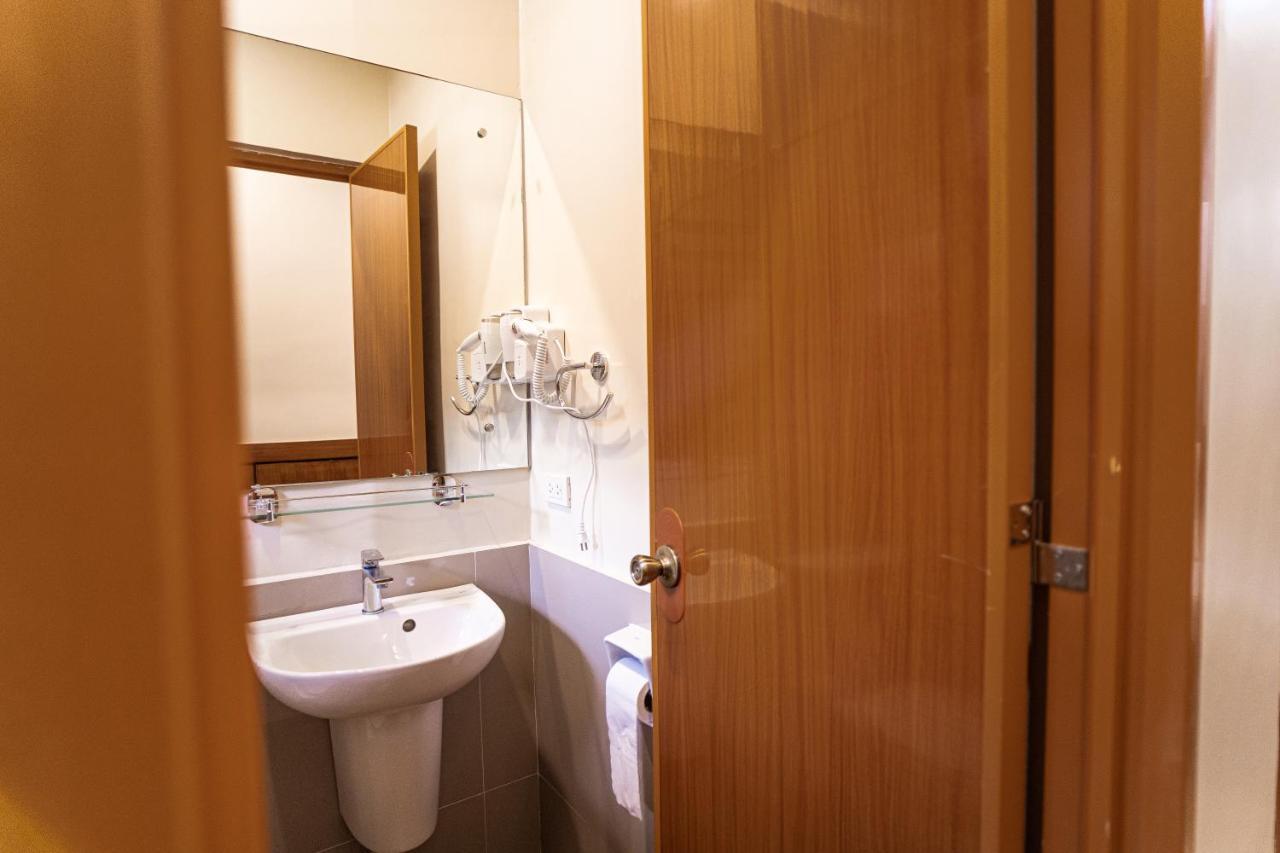 Marieli Suites Near Panglao International Airport מראה חיצוני תמונה